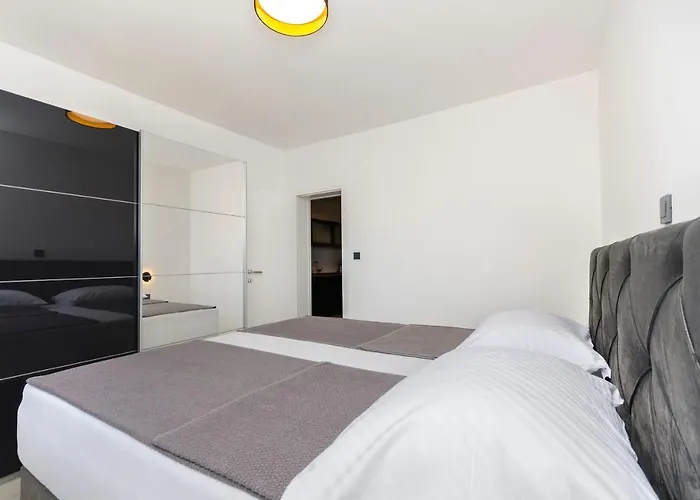 Casia Appartement Srima